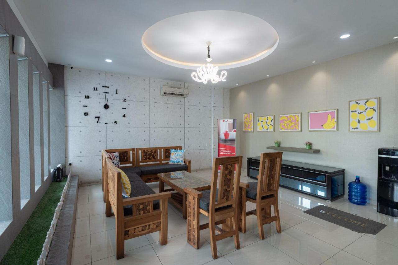 Hotel Reddoorz At Nagoya Indah Batam Exteriér fotografie
